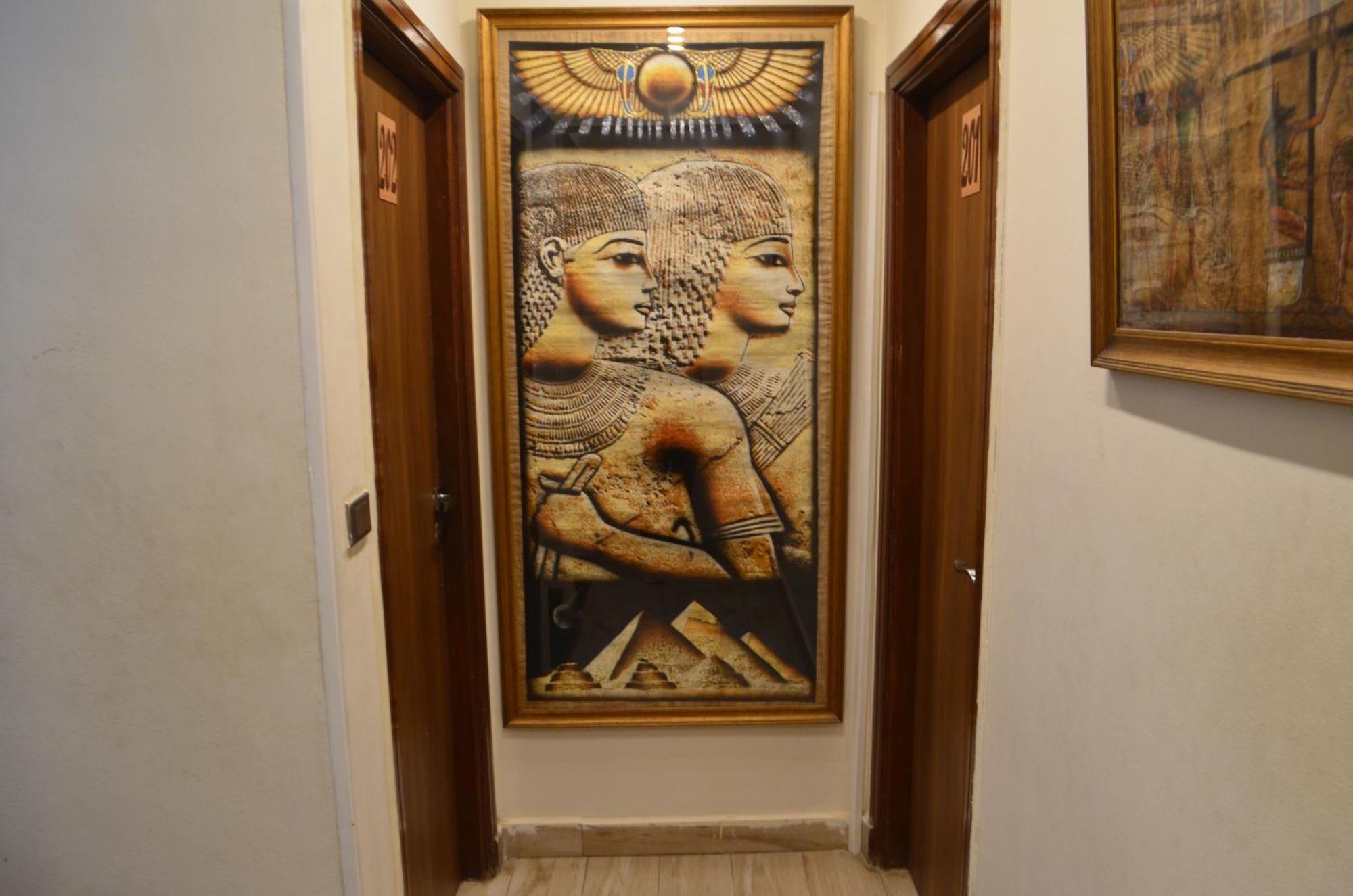 Queen Cleopatra Pyramids View Kafrat al Jabal ภายนอก รูปภาพ